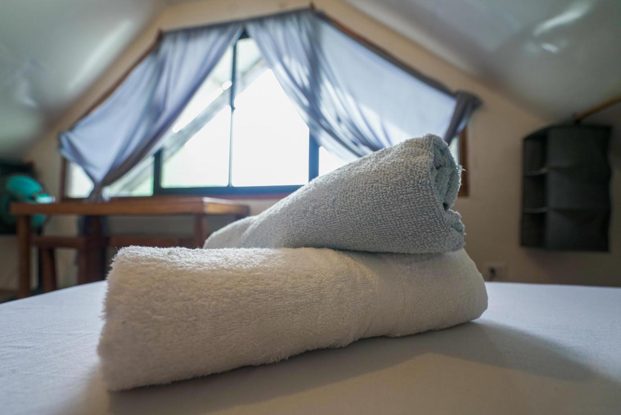 Bangka Hostels Ел Нидо Екстериор снимка